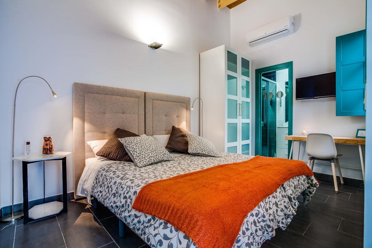 Bed and breakfast Santiago 13 *